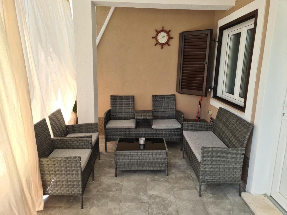 Smiljana Apartments Klimno Εξωτερικό φωτογραφία